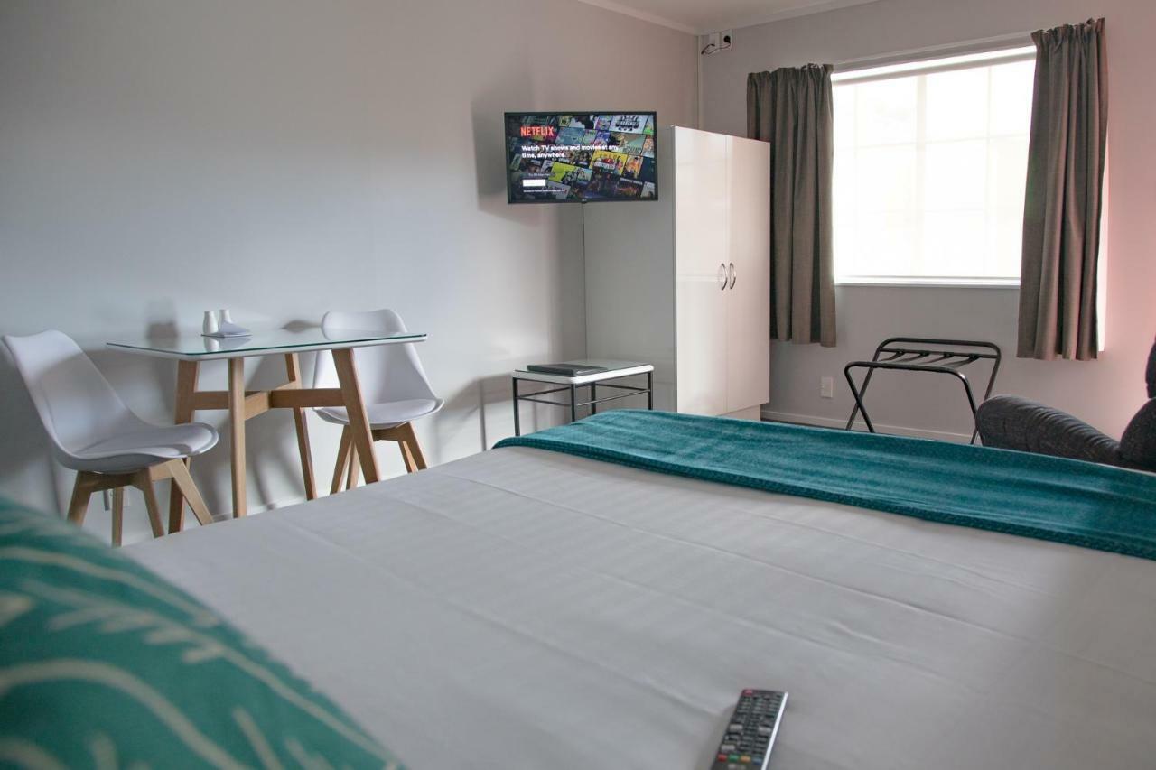 Bks Palm Court Motor Lodge Gisborne Exterior photo